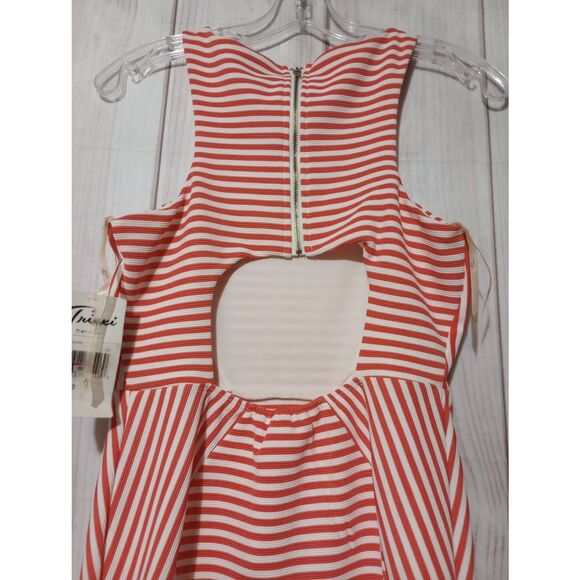 Trixxi Dress Ladies 3 Coral White Cut Out Back - Picture 4 of 8